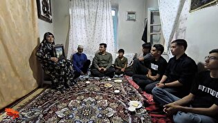 آنجا که شهید، پیش از رسیدن مهمانان، خود خبر آمدن...