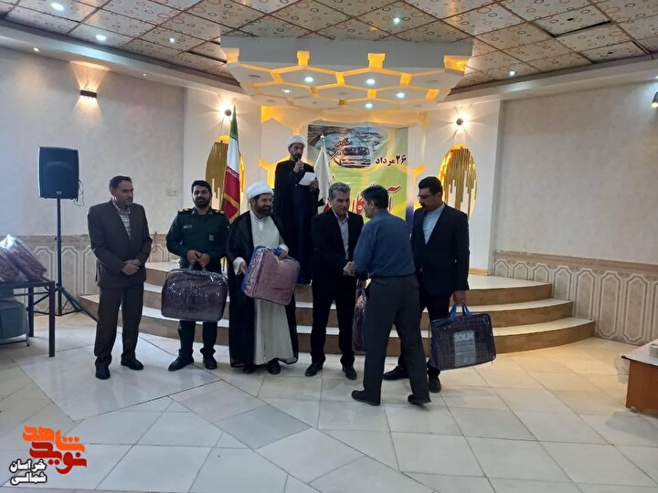  همایش الماس‌های درخشان در شهرستان فاروج + تصاویر