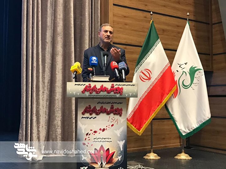 فرهنگ ایثار و شهادت در میان نسل جوان زنده و جاری است