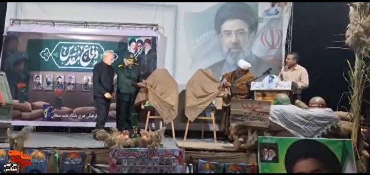 رونمایی از شش عنوان کتاب زندگی‌نامه سرداران شهید استان در شهرستان سملقان+تصاویر