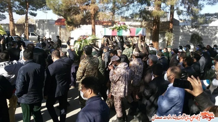 تشییع پیکر شهید گمنام در روستای اعلا سمنان
