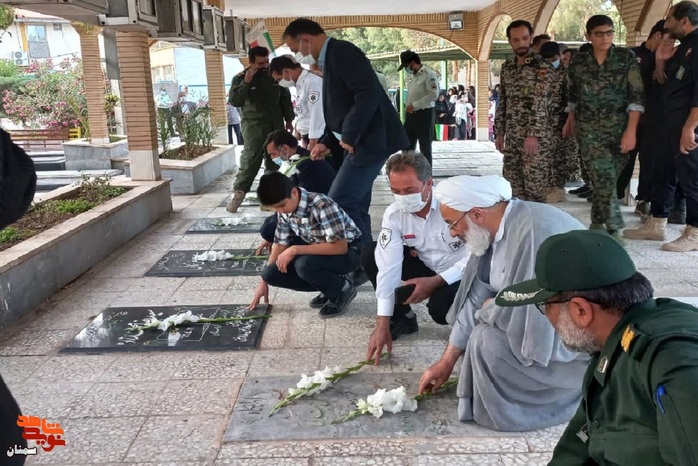 مراسم گلباران گلزار شهدا به مناسبت سالروز آزادسازی خرمشهر- سوم خرداد ۱۴۰۱ شهرستان آرادان