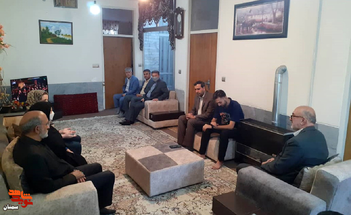 دیدار مسئولان شاهرودی بافرزندان گرامی جانباز گران‌قدر متوفی محمد بابونه - یکم شهریورماه ۱۴۰۱ شهرستان شاهرود