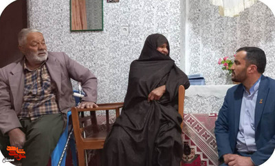 دیدار کارکنان بنیاد شهید شهرستان شاهرود با خانواده معزز شهید والامقام مدافع امنیت محمدجواد رحیمی- هفدهم فروردینماه ۱۴۰۲ شهرستان شاهرود