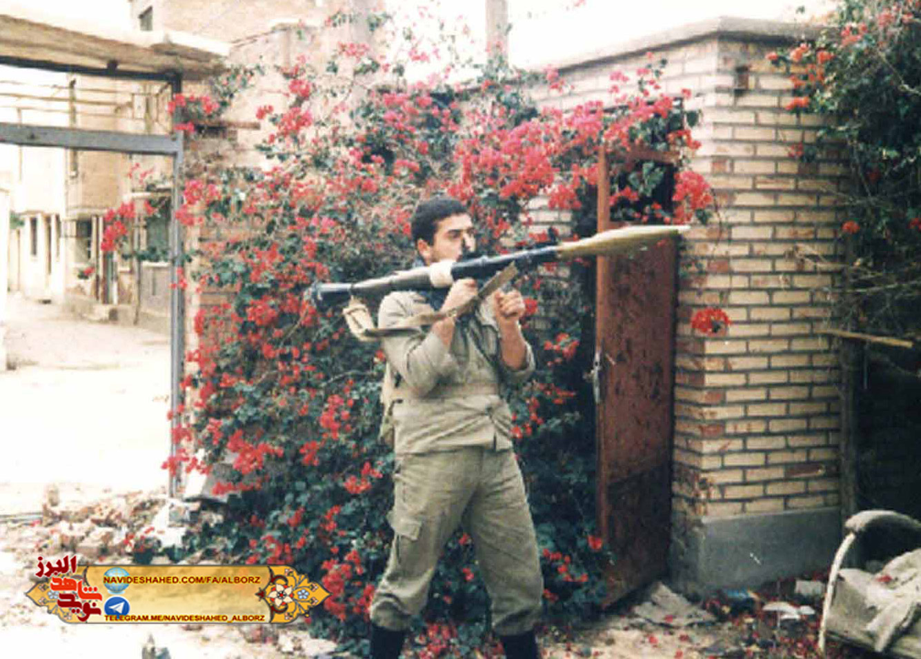  کریم آخوندی